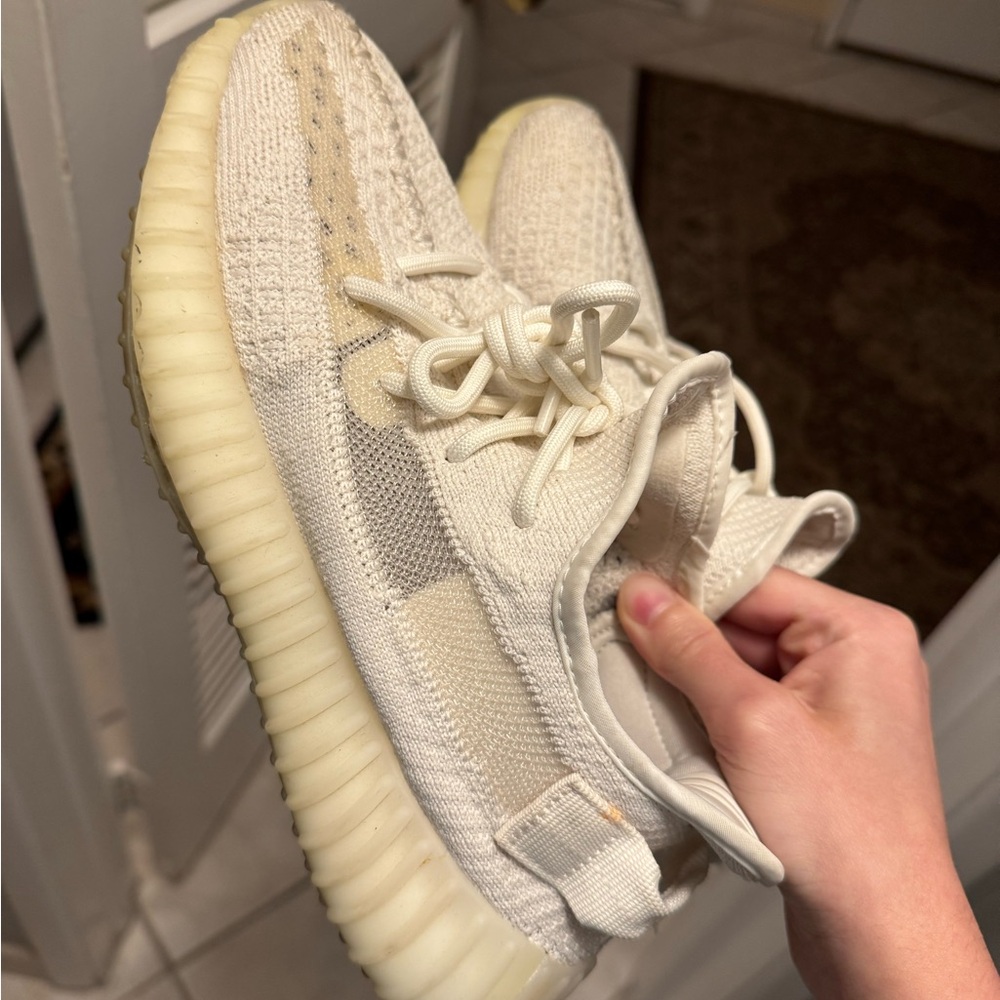 Yeezy white womens size 6.5/mens 5.5